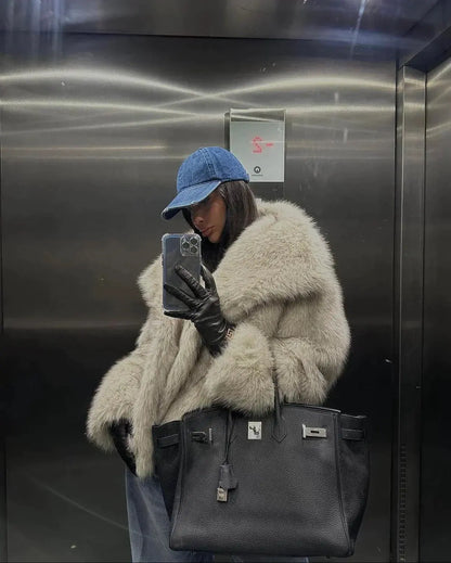 Amelia | Luxe Faux Fur Jas | Winter Elegantie | Zachte Pluche