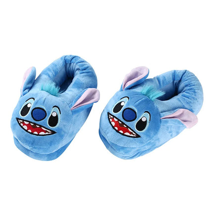 Nooit meer koude voeten met deze warme Lilo & Stitch sloffen